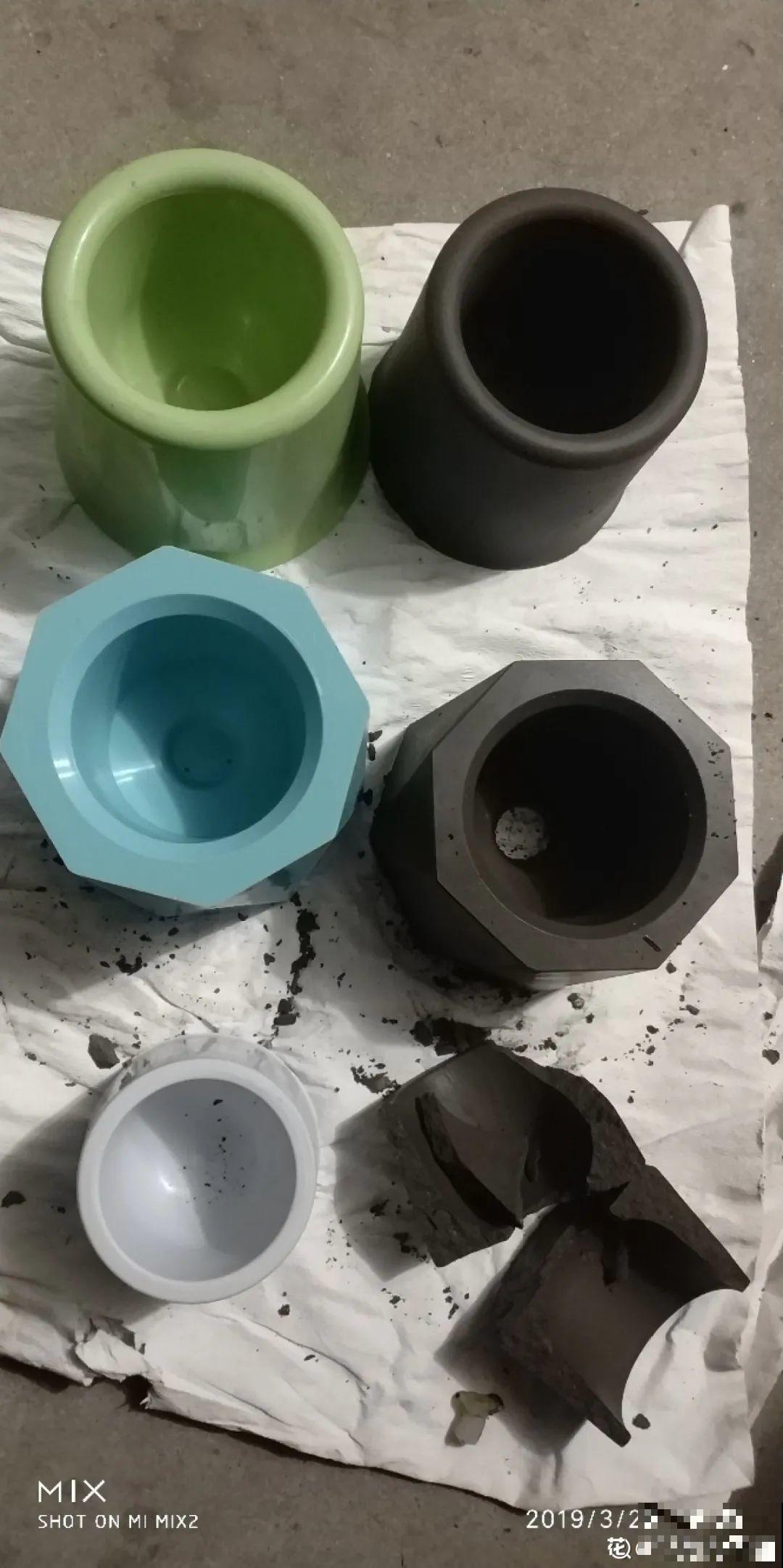 养多肉不用买花盆,只需一些水泥,自己就能DIY做花盆 养多肉不用买花盆,只需一些水泥,自己就能DIY做花盆