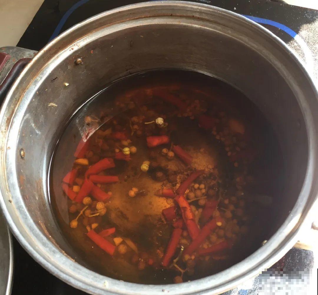 自制杀虫剂，7天喷一次，养花特干净