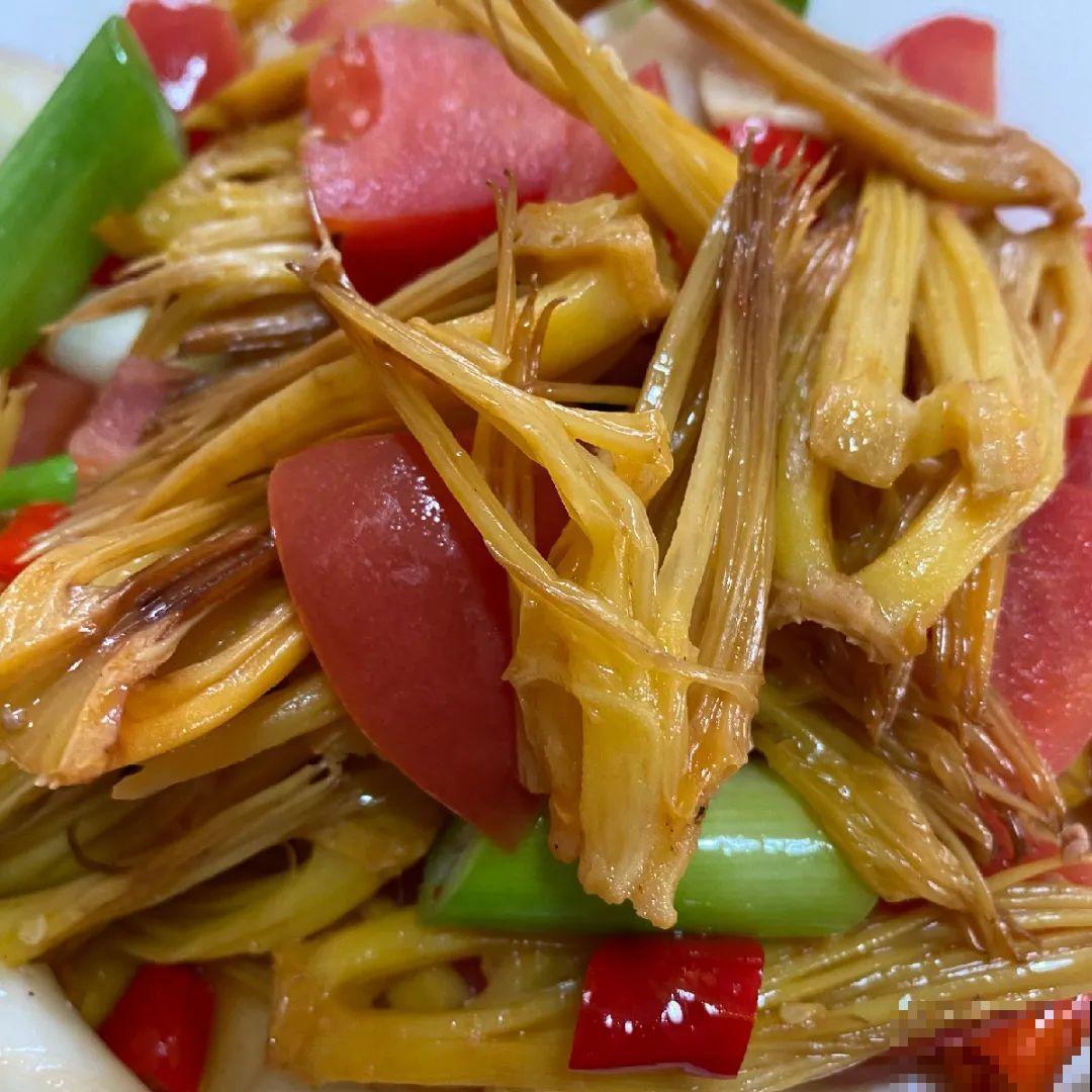 香飘飘的花,吃一口满嘴花香,再不吃就没了 香飘飘的花,吃一口满嘴花香,再不吃就没了