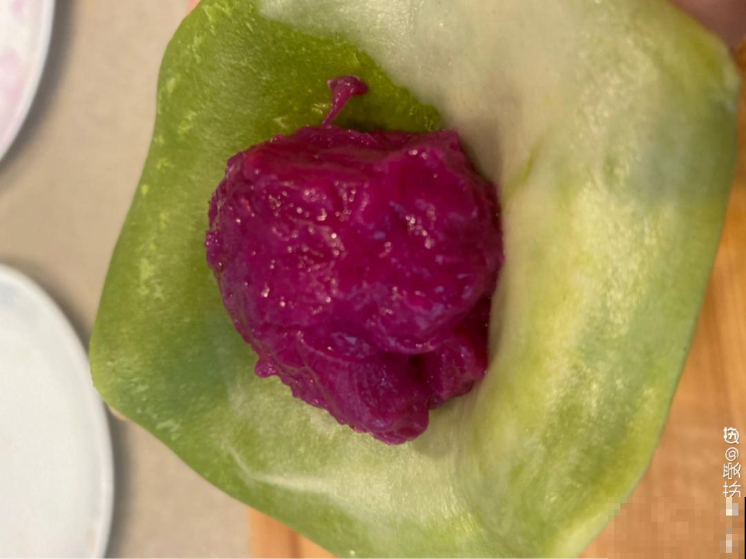 香飘飘的花,吃一口满嘴花香,再不吃就没了 香飘飘的花,吃一口满嘴花香,再不吃就没了