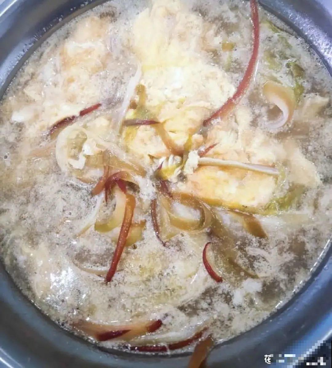 家门口的木槿花，裹上面炸一炸，外酥里嫩香喷喷