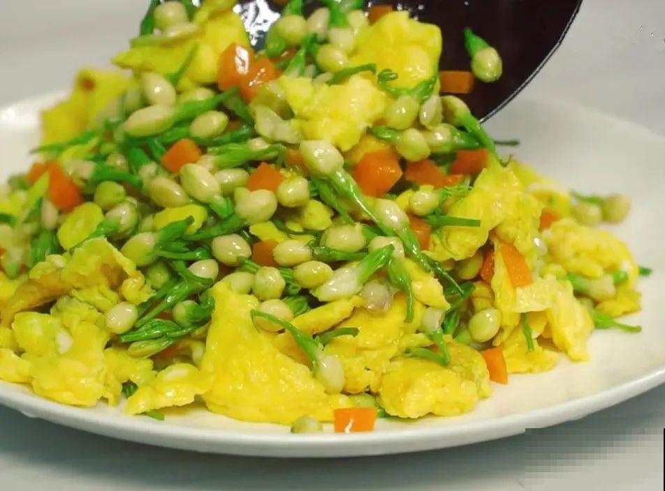 家门口的木槿花，裹上面炸一炸，外酥里嫩香喷喷