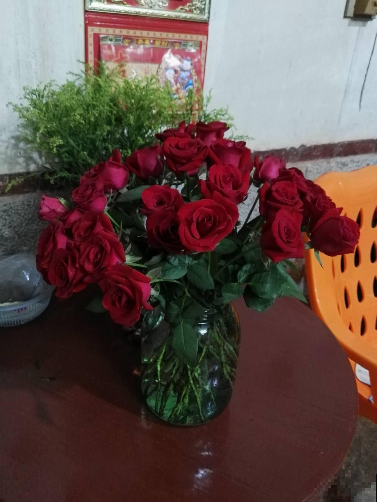 节日收到的花束,拿回家却束手无策?手把手教你鲜花养护 节日收到的花束,拿回家却束手无策?手把手教你鲜花养护