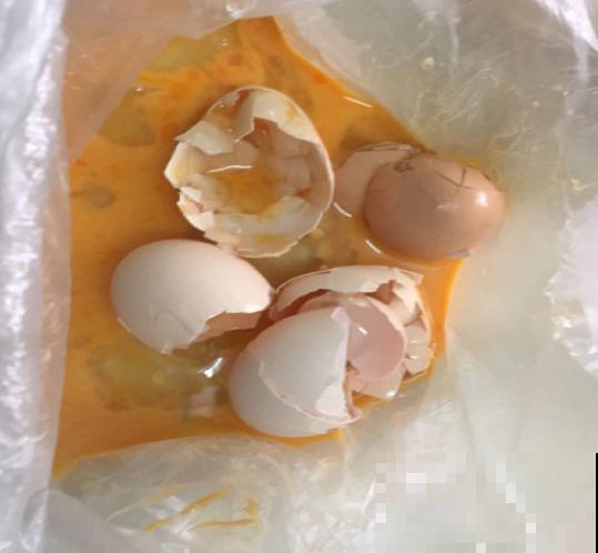 敲开的蛋壳别扔，这5种用法等你发掘，不用真是吃大亏