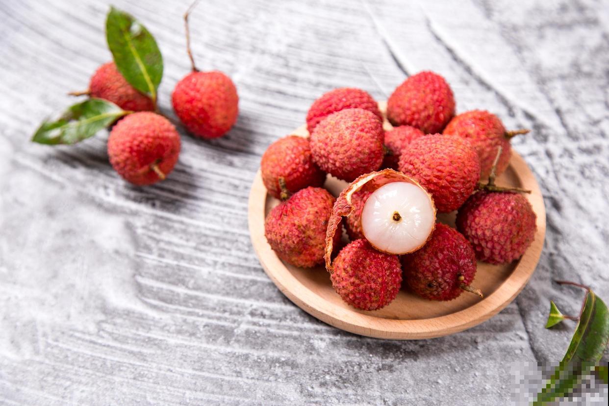 甘甜多汁的荔枝，还有吉祥好寓意