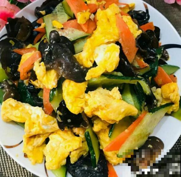 敲开的蛋壳别扔，这5种用法等你发掘，不用真是吃大亏