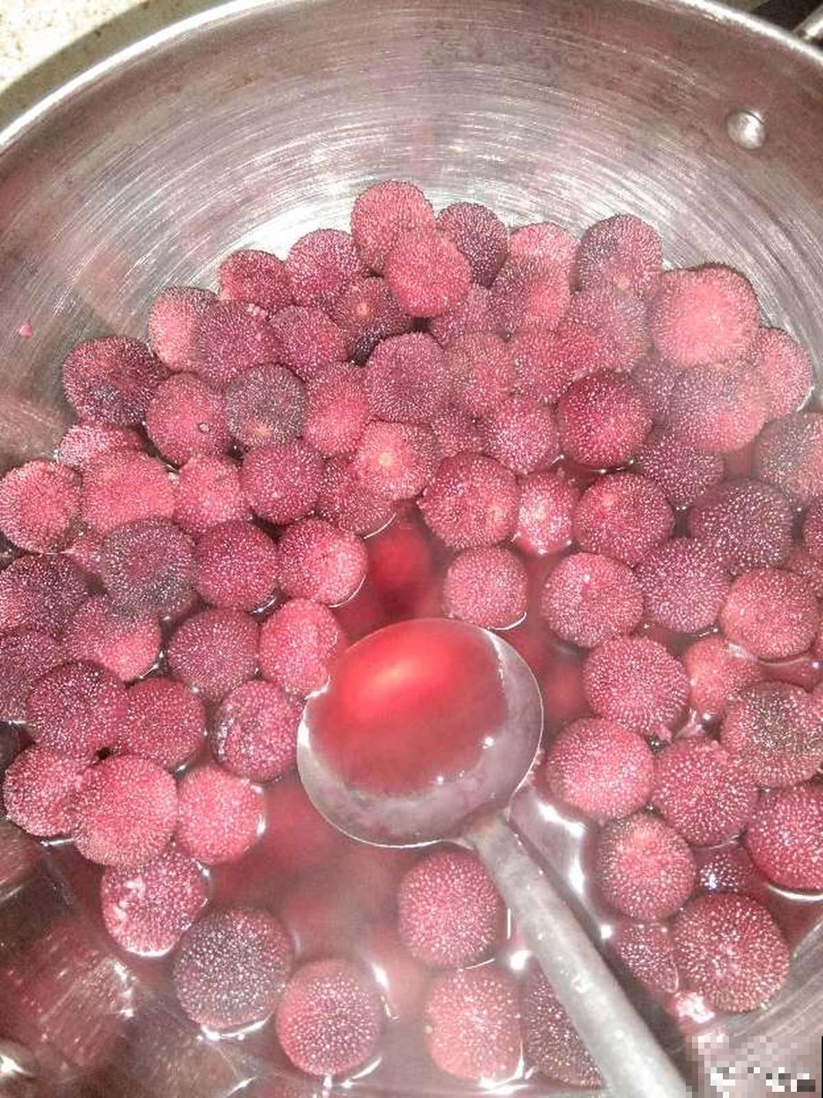 杨梅难清洗，只需6个方法，吃到干净杨梅