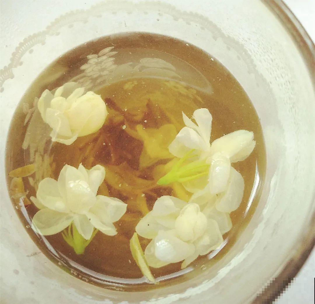 家门口的木槿花，裹上面炸一炸，外酥里嫩香喷喷