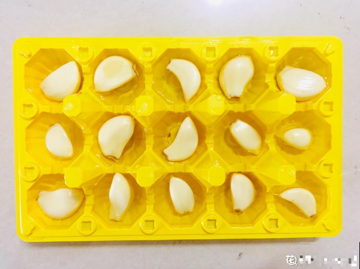 大蒜的7个妙用，一蒜在手，居家不愁