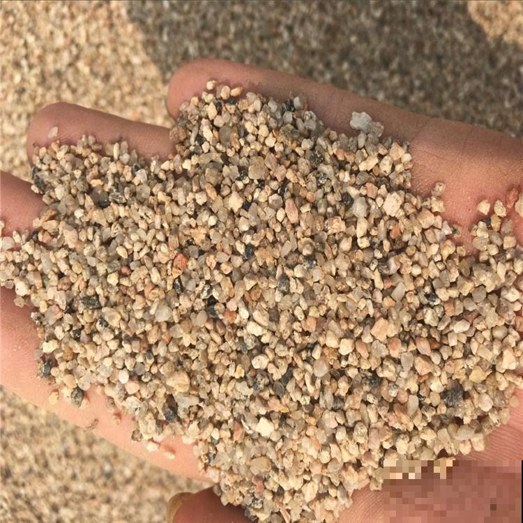 换盆后的旧土别扔，掺上4种东西，土肥的“流油”