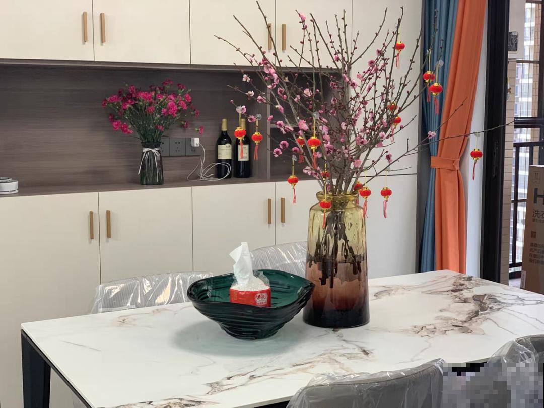 1种花剪几根枝,插水里3天就开花,迎春报喜,花香四溢 1种花剪几根枝,插水里3天就开花,迎春报喜,花香四溢