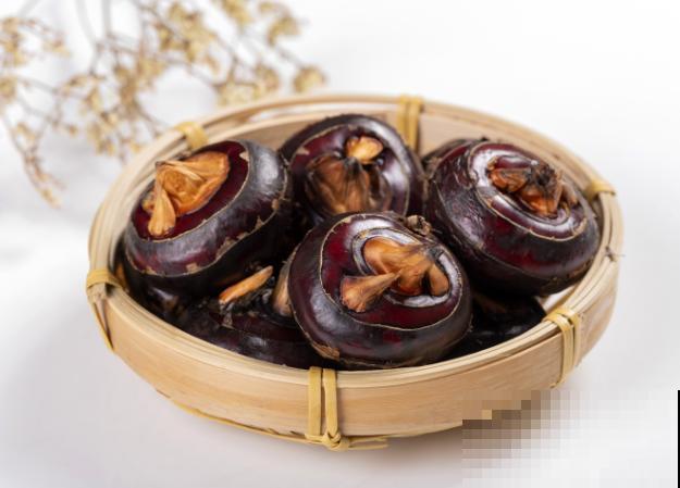 在家也能种“马蹄”,土里买个球,长势超快,随摘随吃 在家也能种“马蹄”,土里买个球,长势超快,随摘随吃